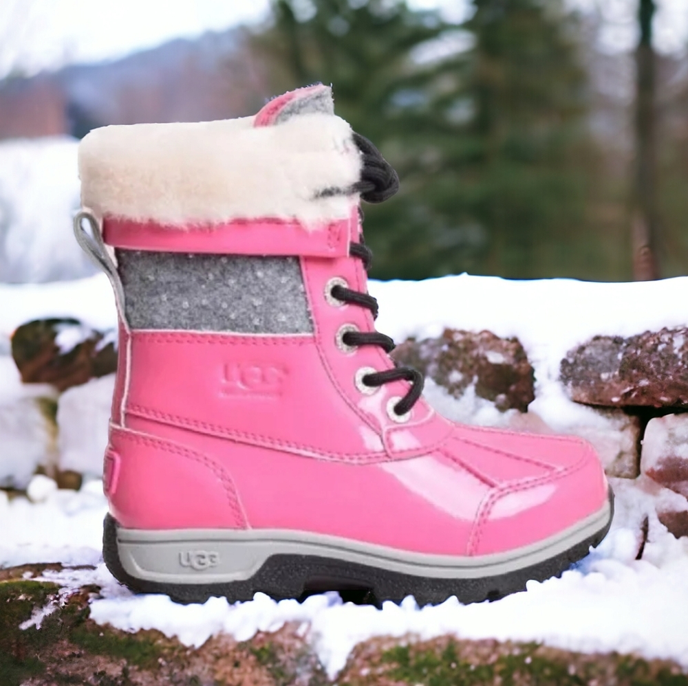 UGG BUTTE II PATENT LEATHER SNOW BOOTS